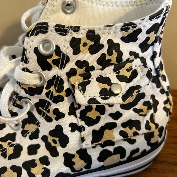 New Unisex All Star Converse Animal Print Sneakers With Pockets Size W -8 M-6 - Picture 3 of 4